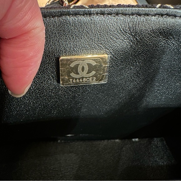 Chanel square mini flap in black velvet & tweed; gold hdwe - Picture 13 of 14